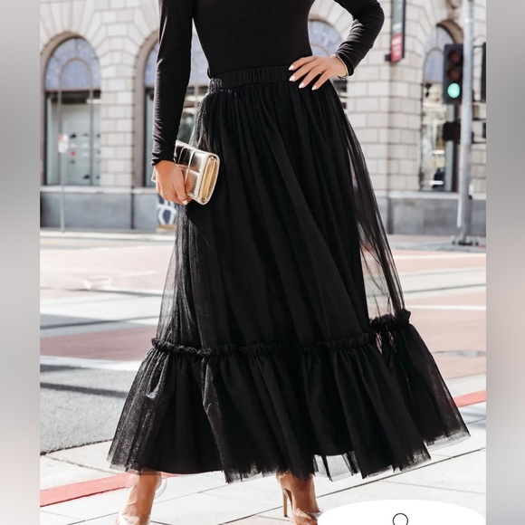 Tulle maxi skirt black size small NWT - Picture 1 of 4